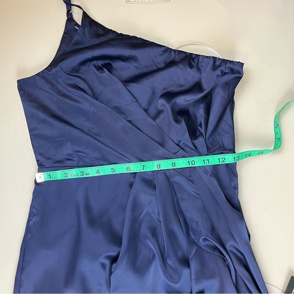 Lulus Navy Blue Satin One-Shoulder Asymmetrical Midi Dress size Small NWT - Picture 14 of 16